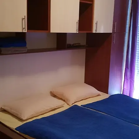11 Διαμέρισμα Ποντγορίτσα